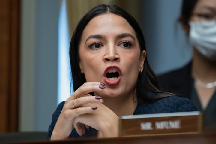 Markey and AOC Resurrect "Green New Deal" - The New American