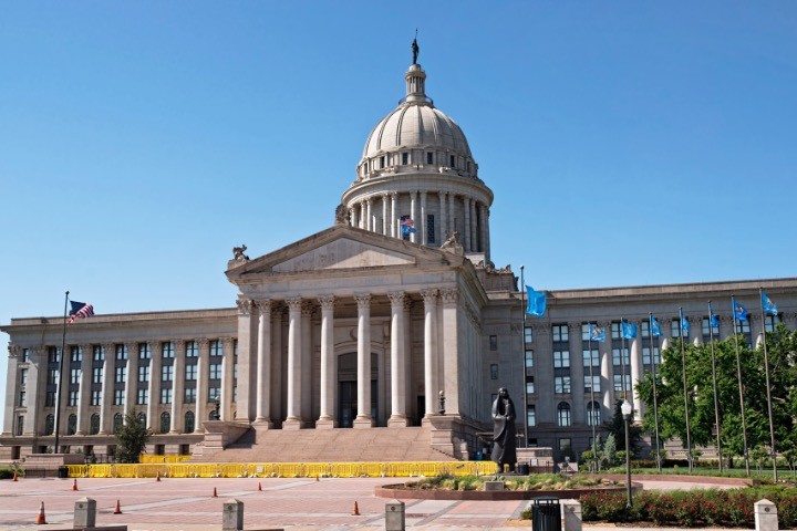Oklahoma House Votes To Make Abortion Providers Felons The New American
