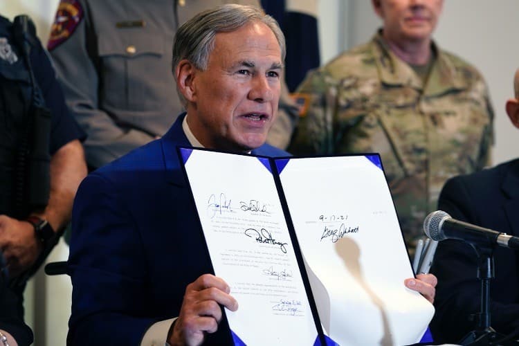 Texas Governor Abbott Signs Massive Border-security Bill - The New American